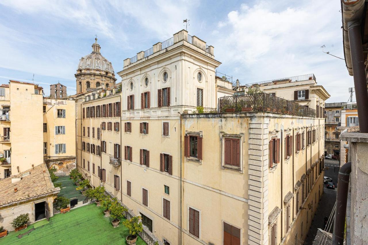 Campo De' Fiori Penthouse-Rental In Rom Exterior foto